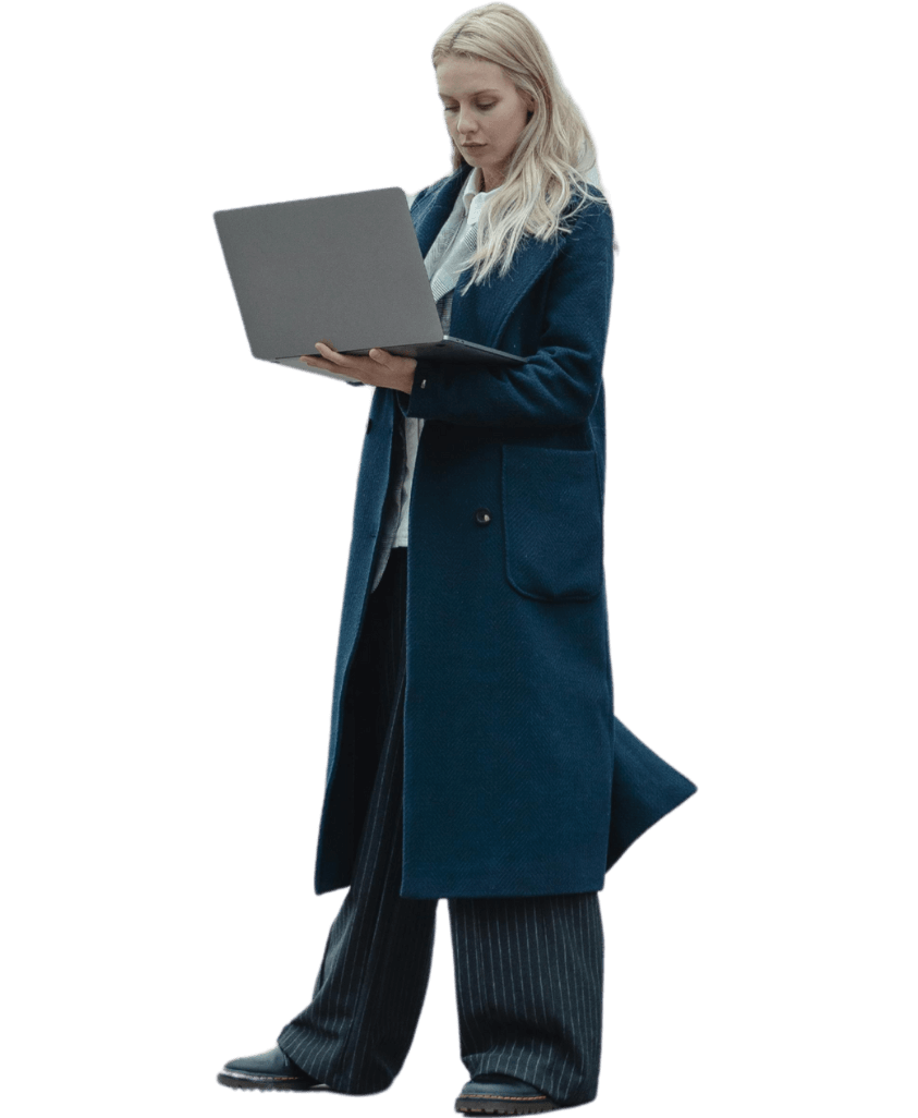 Imagem de mulher trabalhando online